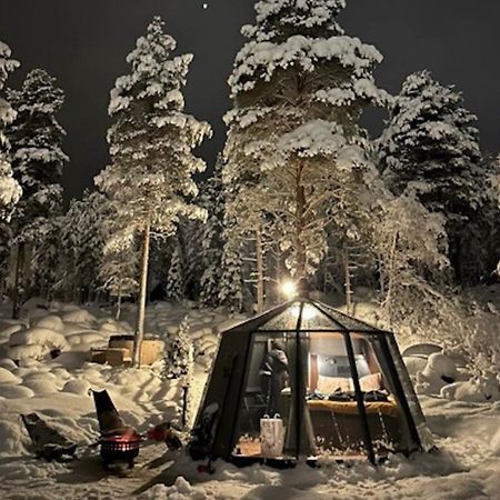 Aurora Igloo With Private Hot Tub By Invisible Forest Lodge Rovaniemi Eksteriør billede