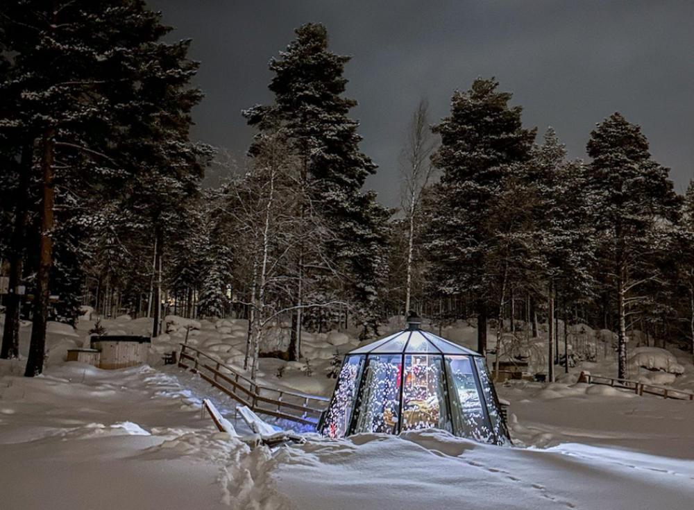 Aurora Igloo With Private Hot Tub By Invisible Forest Lodge Rovaniemi Eksteriør billede